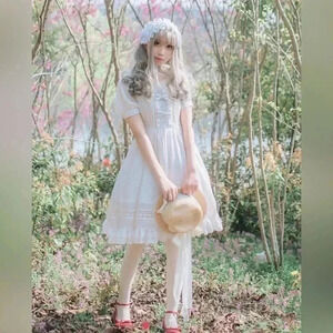 Lolitimes White Lolita Dress Zhi
Jin Yuan Soft Bows Lace Cosplay
Costume